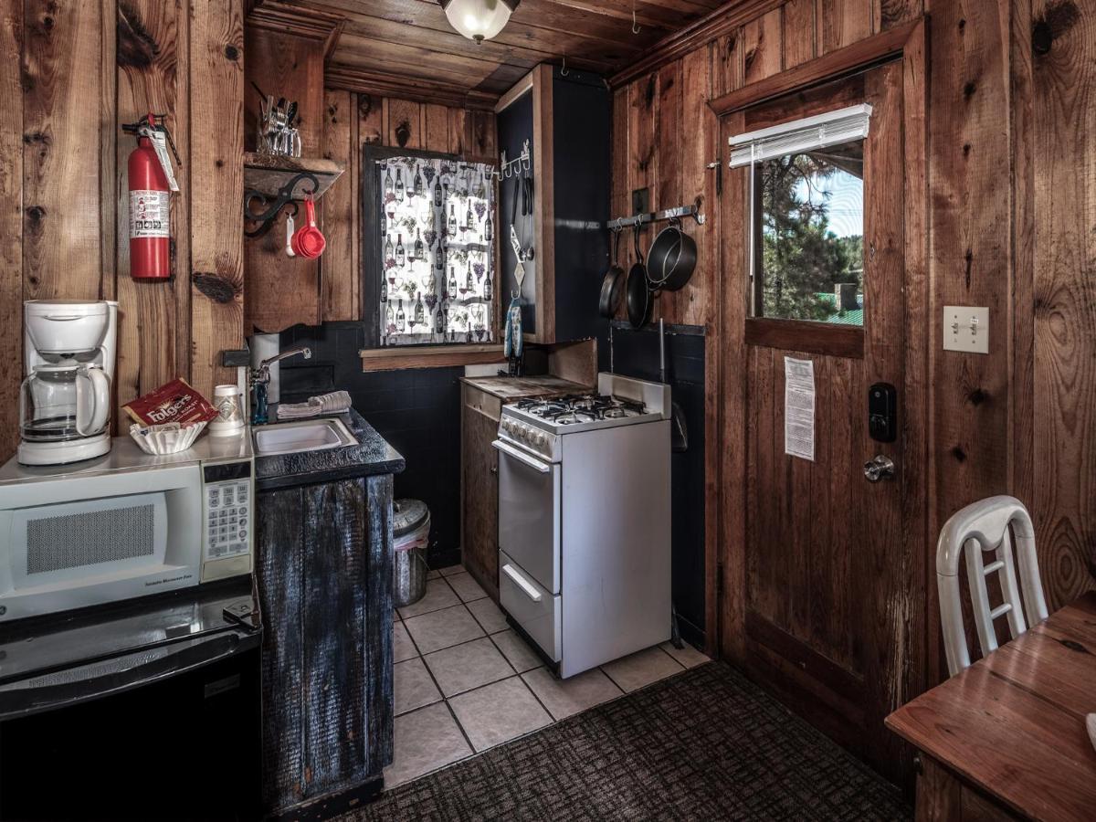 Apache Village 4, King Studio, Midtown, Sleeps 2 Ruidoso Zewnętrze zdjęcie